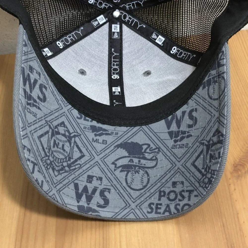 Philadelphia Phillies 2022 Postseason New Era 9FORTY Trucker Hat OSFM Gray Black